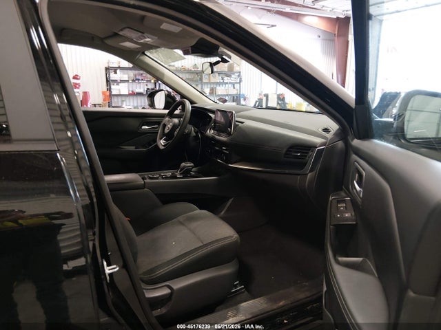 45176239 :رقم المزاد ، 5N1BT3BB6RC749781 vin ، 2024 Nissan Rogue Sv Intelligent Awd مزاد بيع