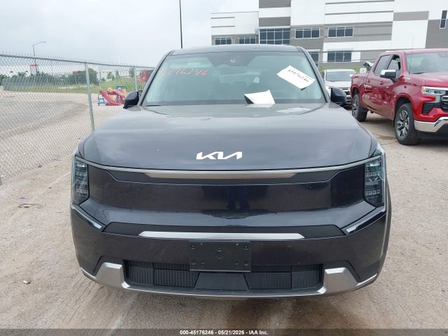 KIA Ev9 Light Long Range 2026 5XYAB5S12TG022257 Image 12