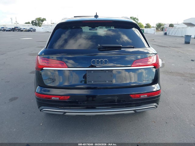 45176249 :رقم المزاد ، WA1AAAFY8M2102672 vin ، 2021 Audi Q5 Premium 45 Tfsi Quattro S Tronic مزاد بيع