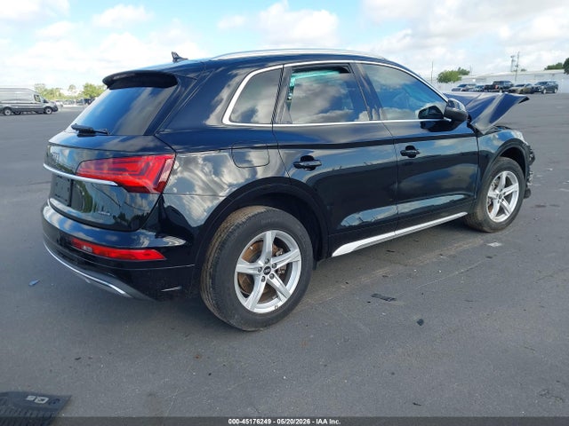 45176249 :رقم المزاد ، WA1AAAFY8M2102672 vin ، 2021 Audi Q5 Premium 45 Tfsi Quattro S Tronic مزاد بيع