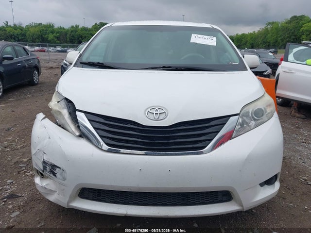 Aukcja sprzedaży 2014 Toyota Sienna Le 7 Passenger, vin: 5TDJK3DC5ES077262, numer aukcji: 45176250