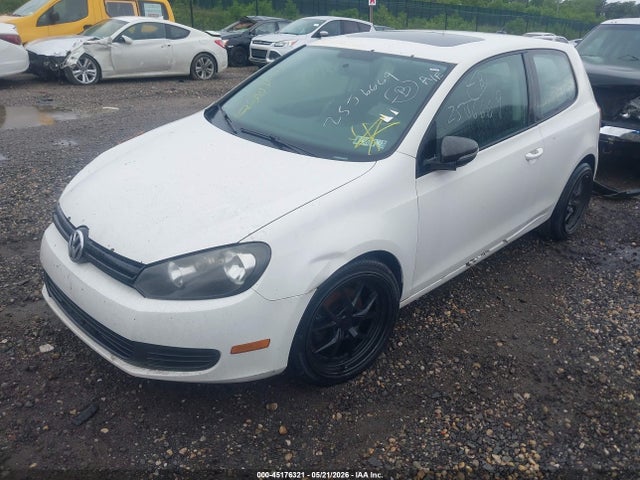 Продаж на аукціоні авто 2013 Volkswagen Golf 2.5l 2-door, vin: WVWBB7AJ4DW042497, номер лоту: 45176321