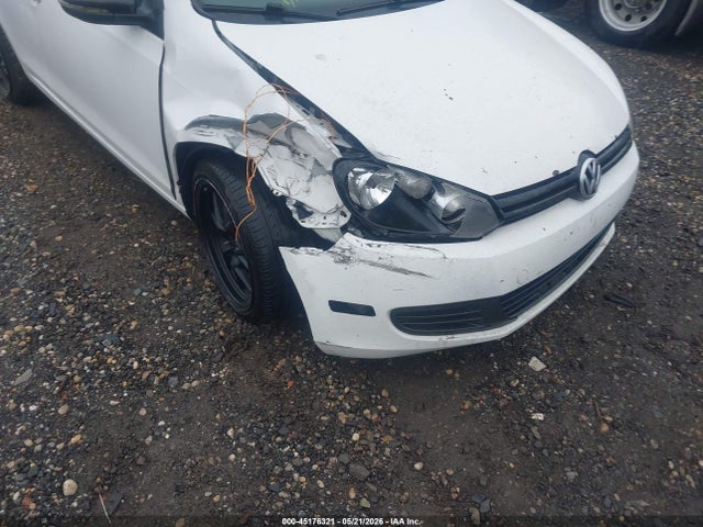Продаж на аукціоні авто 2013 Volkswagen Golf 2.5l 2-door, vin: WVWBB7AJ4DW042497, номер лоту: 45176321