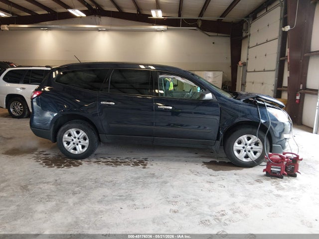 Aukcja sprzedaży 2015 Chevrolet Traverse Ls, vin: 1GNKVFKD7FJ222526, numer aukcji: 45176336