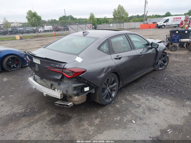 45176341 :رقم المزاد ، 19UUB5F52NA000631 vin ، 2022 Acura Tlx A-spec Package مزاد بيع