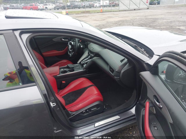 45176341 :رقم المزاد ، 19UUB5F52NA000631 vin ، 2022 Acura Tlx A-spec Package مزاد بيع