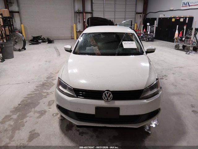 3VWD17AJ6EM413556 Volkswagen Jetta 1.8t Se