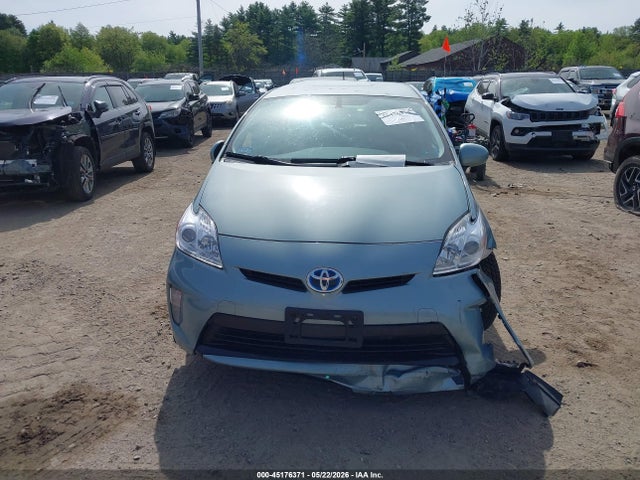 JTDKN3DU0F1915507 Toyota Prius Four