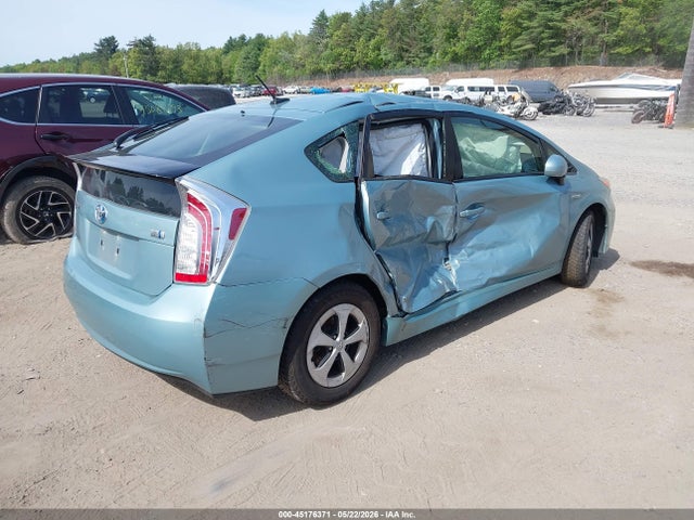 JTDKN3DU0F1915507 Toyota Prius Four