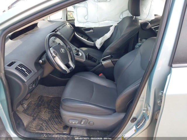 JTDKN3DU0F1915507 Toyota Prius Four