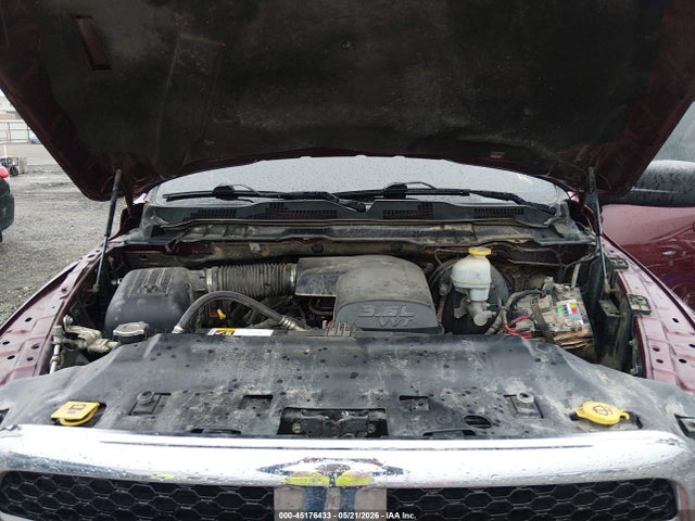 45176433 :رقم المزاد ، 1C6RR6FG0KS733667 vin ، 2019 Ram 1500 Classic Tradesman  4x2 6'4 Box مزاد بيع