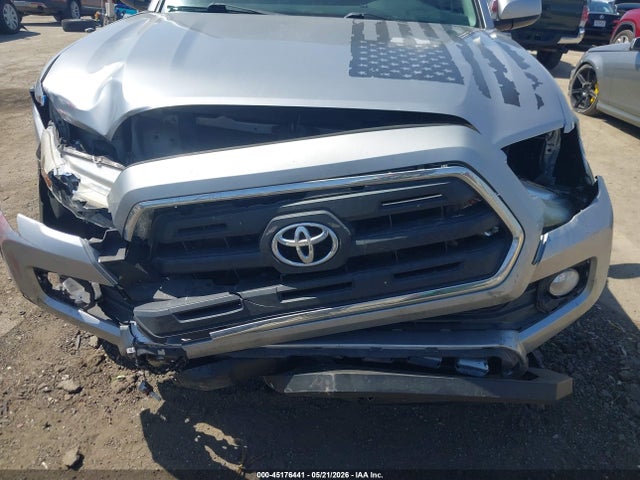 45176441 :رقم المزاد ، 3TMAZ5CNXHM030050 vin ، 2017 Toyota Tacoma Sr5 V6 مزاد بيع