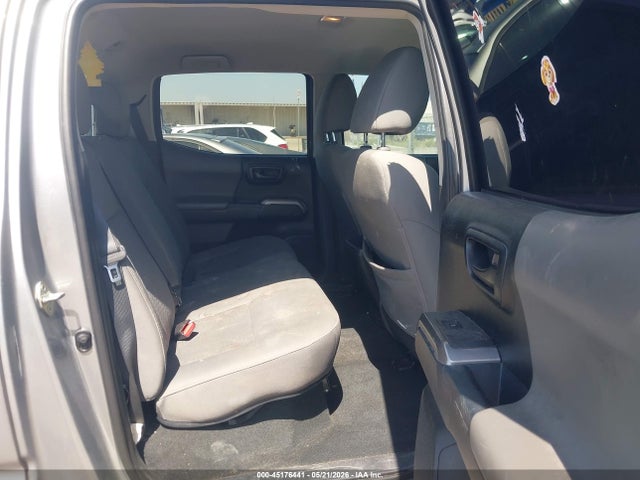 45176441 :رقم المزاد ، 3TMAZ5CNXHM030050 vin ، 2017 Toyota Tacoma Sr5 V6 مزاد بيع
