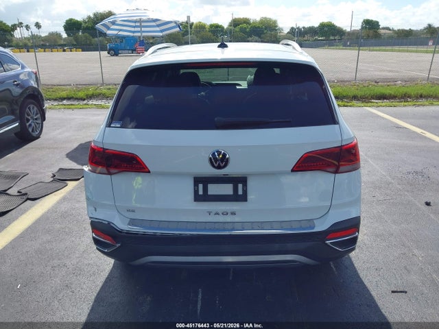 2022 Volkswagen Taos 1.5t Se მანქანა იყიდება აუქციონზე, vin: 3VVRX7B28NM072354, აუქციონის ნომერი: 45176443