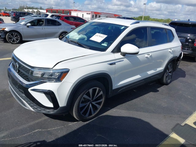 2022 Volkswagen Taos 1.5t Se მანქანა იყიდება აუქციონზე, vin: 3VVRX7B28NM072354, აუქციონის ნომერი: 45176443