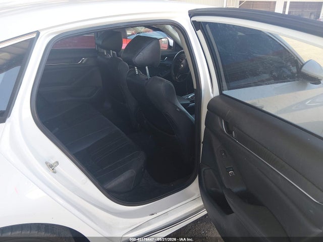 1HGCV3F91KA021783 Honda Accord Hybrid Touring