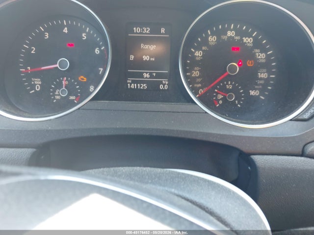 45176452 :رقم المزاد ، 3VWDB7AJ4HM221294 vin ، 2017 Volkswagen Jetta 1.4t Se مزاد بيع