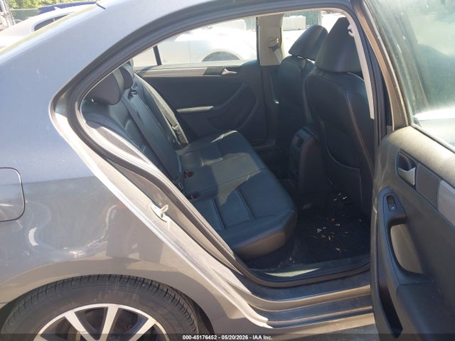 45176452 :رقم المزاد ، 3VWDB7AJ4HM221294 vin ، 2017 Volkswagen Jetta 1.4t Se مزاد بيع