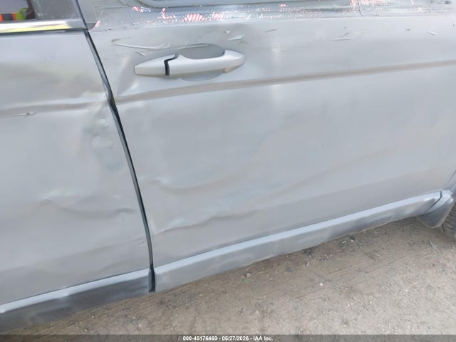45176469 :رقم المزاد ، 5J6RE4H47BL031152 vin ، 2011 Honda Cr-v Se مزاد بيع