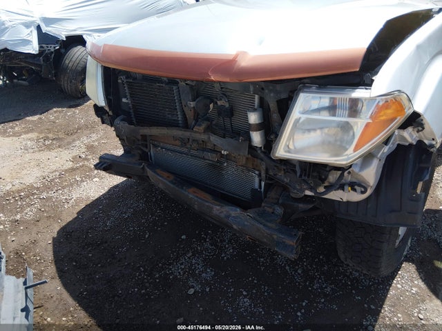 45176494 :رقم المزاد ، 1N6BD06TX5C461210 vin ، 2005 Nissan Frontier Xe مزاد بيع
