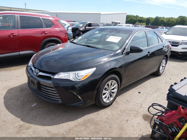 Продаж на аукціоні авто 2017 Toyota Camry Le, vin: 4T1BF1FK8HU709653, номер лоту: 45176503
