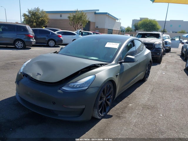 Tesla Model 3 Performance Dual Motor All-wheel Drive 2020 5YJ3E1EC7LF641725 Image 2