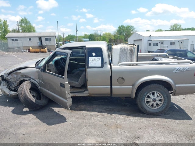 2002 Gmc Sonoma Sls მანქანა იყიდება აუქციონზე, vin: 1GTCT19W828213218, აუქციონის ნომერი: 45176547