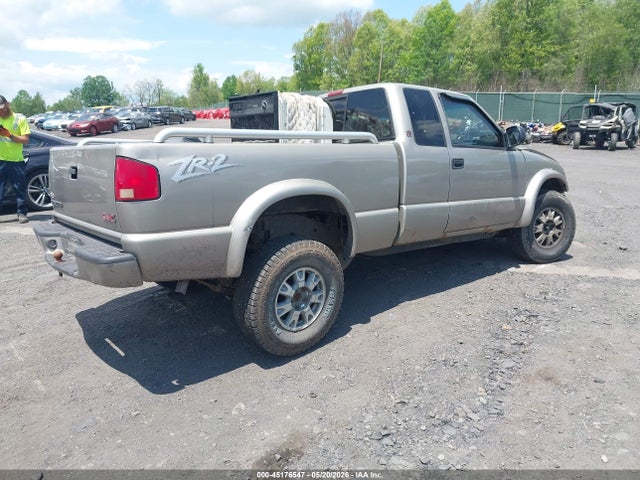 2002 Gmc Sonoma Sls მანქანა იყიდება აუქციონზე, vin: 1GTCT19W828213218, აუქციონის ნომერი: 45176547