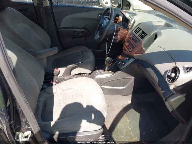 Продажа на аукционе авто 2013 Chevrolet Sonic Ls Auto, vin: 1G1JA5SG9D4192681, номер лота: 45176567