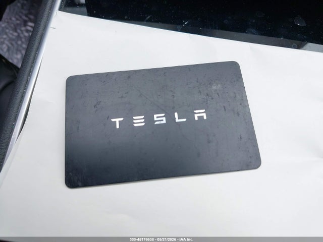Tesla Model Y Standard Range Rear-wheel Drive 2021 5YJYGDED5MF103665 Image 11