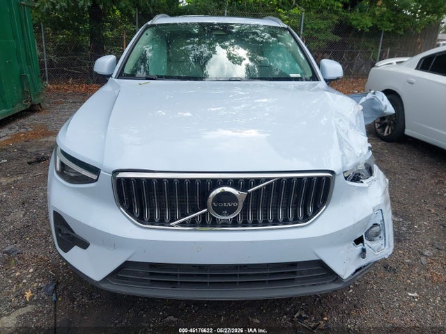 Продаж на аукціоні авто 2025 Volvo Xc40 B5 Plus Bright Theme, vin: YV4L12UE6S2552196, номер лоту: 45176622