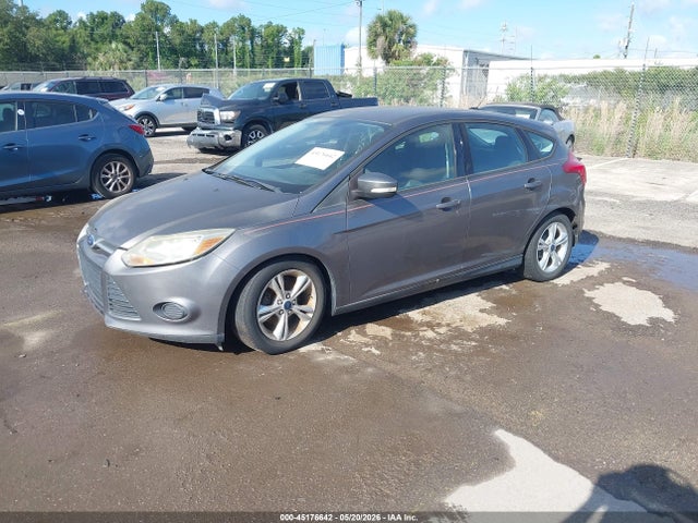 45176642 :رقم المزاد ، 1FADP3K22EL139958 vin ، 2014 Ford Focus Se مزاد بيع