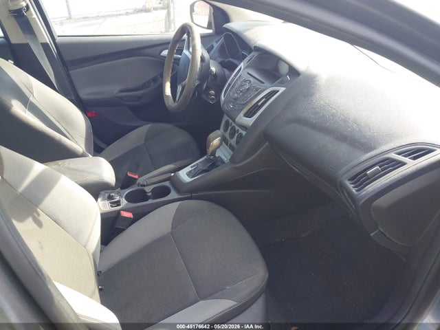 45176642 :رقم المزاد ، 1FADP3K22EL139958 vin ، 2014 Ford Focus Se مزاد بيع