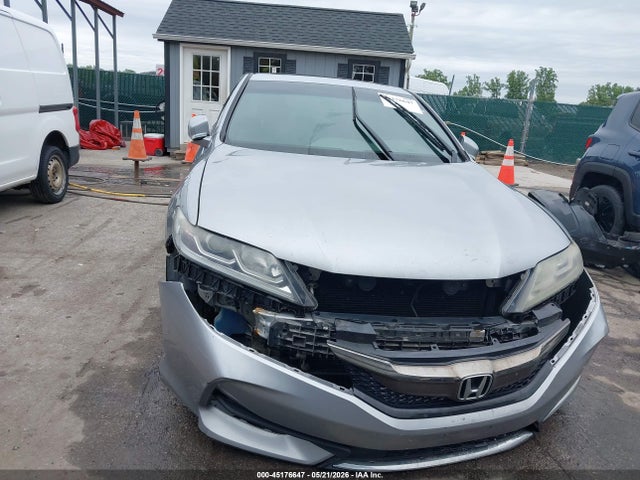 Продажа на аукционе авто 2016 Honda Accord Ex, vin: 1HGCT1B75GA011604, номер лота: 45176647