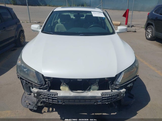 45176652 :رقم المزاد ، 1HGCR2F73EA139738 vin ، 2014 Honda Accord Ex مزاد بيع