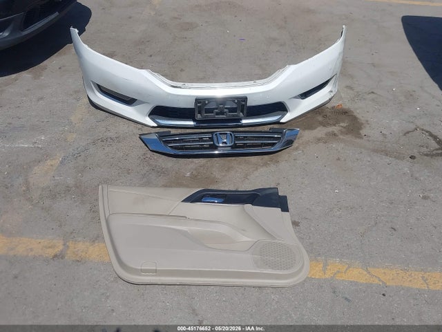 45176652 :رقم المزاد ، 1HGCR2F73EA139738 vin ، 2014 Honda Accord Ex مزاد بيع