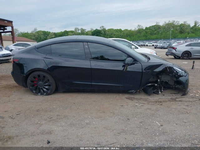 Tesla Model 3 Performance Dual Motor All-wheel Drive 2023 5YJ3E1EC2PF575199 Image 12