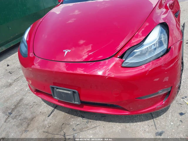 45176758 :رقم المزاد ، 7SAYGDEE7PA129682 vin ، 2023 Tesla Model Y مزاد بيع
