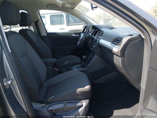3VV1B7AX7KM158470 Volkswagen Tiguan 2.0t S