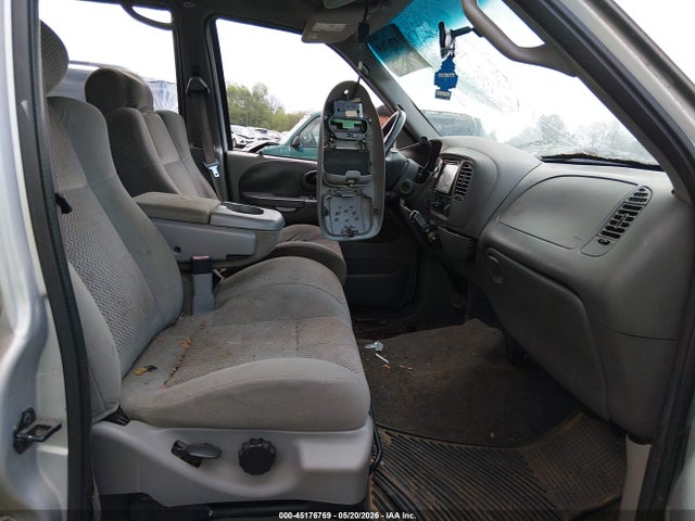 2002 Ford F-150 Lariat/xlt მანქანა იყიდება აუქციონზე, vin: 1FTRW08L12KA98421, აუქციონის ნომერი: 45176769