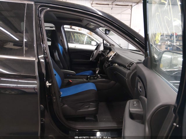 45176771 :رقم المزاد ، 5FPYK3F78HB037868 vin ، 2017 Honda Ridgeline Rtl-e مزاد بيع