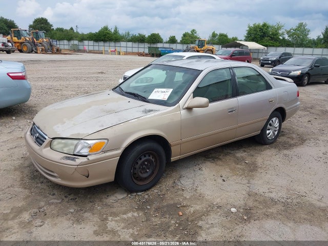 2000 Toyota Camry Ce მანქანა იყიდება აუქციონზე, vin: 4T1BG22KXYU940823, აუქციონის ნომერი: 45176828