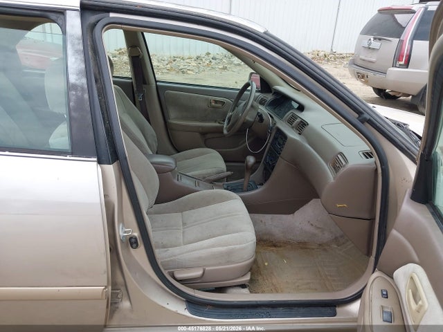 2000 Toyota Camry Ce მანქანა იყიდება აუქციონზე, vin: 4T1BG22KXYU940823, აუქციონის ნომერი: 45176828