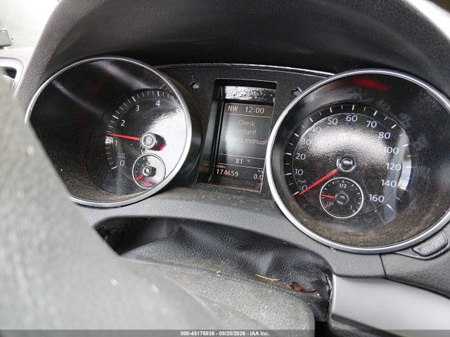 Продажа на аукционе авто 2010 Volkswagen Golf 2-door, vin: WVWAB7AJ0AW220719, номер лота: 45176836