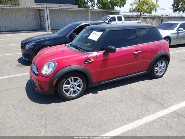 45176840 :رقم المزاد ، WMWSU3C57BT097427 vin ، 2011 Mini Cooper مزاد بيع