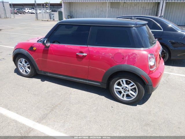 45176840 :رقم المزاد ، WMWSU3C57BT097427 vin ، 2011 Mini Cooper مزاد بيع