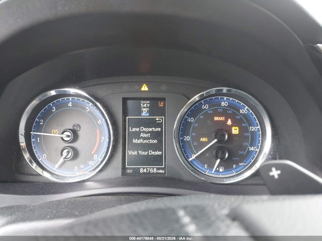 Продаж на аукціоні авто 2018 Toyota Corolla Se, vin: 5YFBURHE5JP771482, номер лоту: 45176848