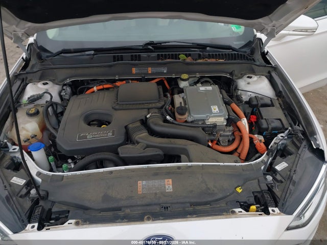 45176859 :رقم المزاد ، 3FA6P0SU7HR253968 vin ، 2017 Ford Fusion Energi Titanium مزاد بيع