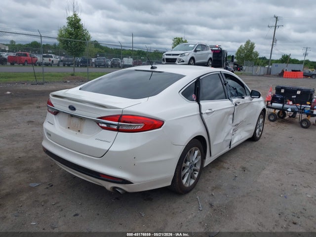 45176859 :رقم المزاد ، 3FA6P0SU7HR253968 vin ، 2017 Ford Fusion Energi Titanium مزاد بيع