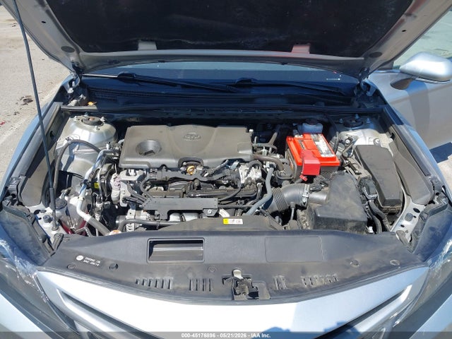 45176896 :رقم المزاد ، 4T1G11AK9NU669879 vin ، 2022 Toyota Camry Se مزاد بيع